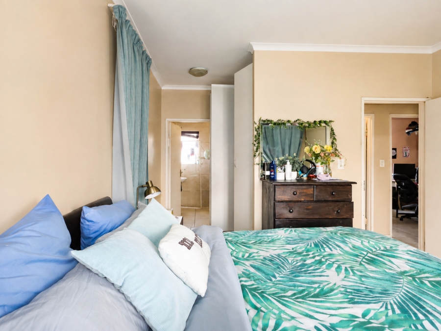 3 Bedroom Property for Sale in Parklands Western Cape